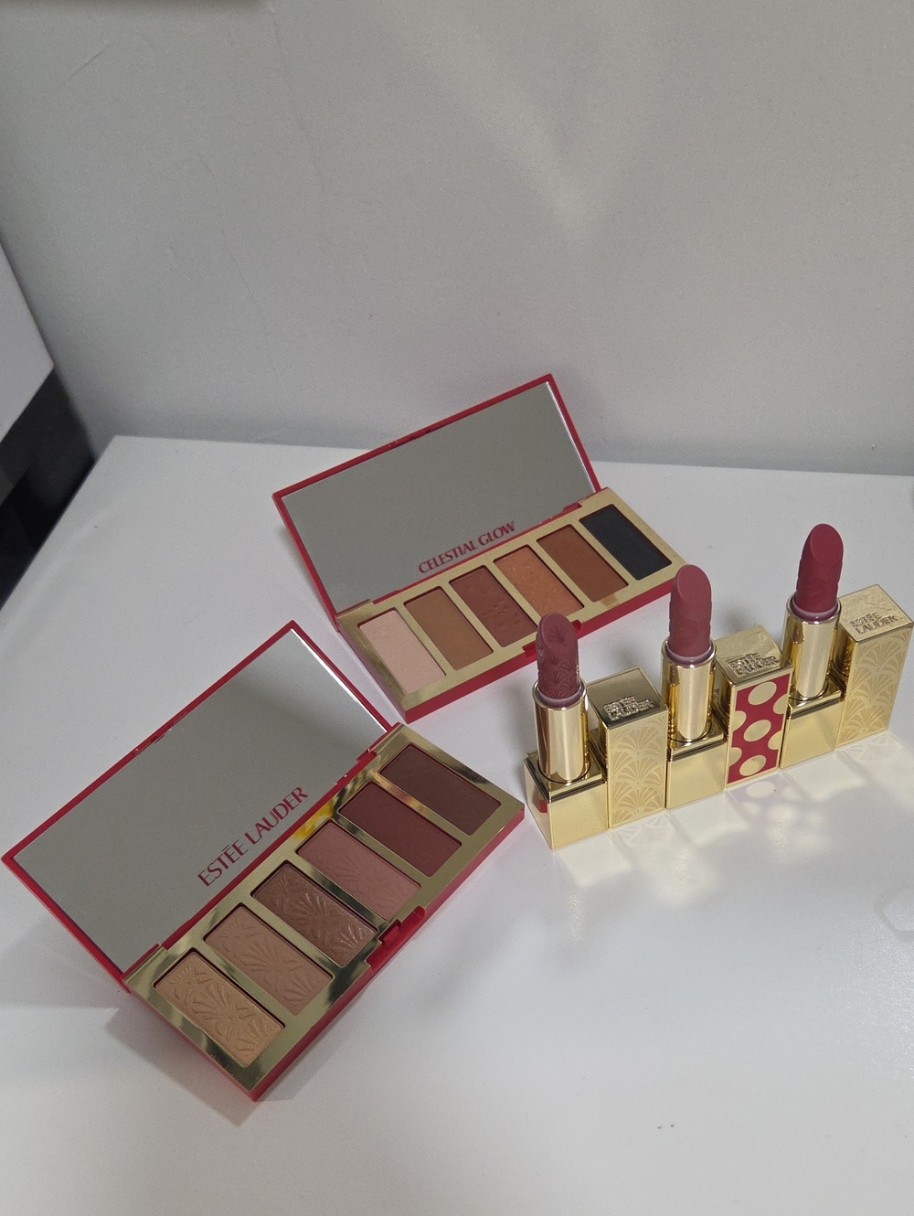 New & Like New Estee Lauder Pink Lipstick Trio & Pink Eyeshadow Palette Set Of 5